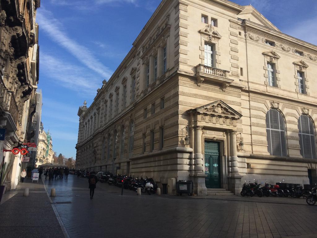 Appartement T2 moderne Place de Comédie Montpellier Extérieur photo